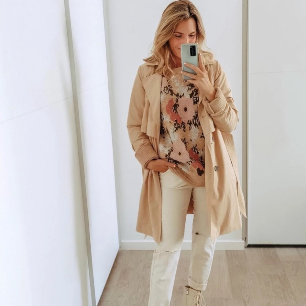 SOLD OUT Beige Floral Pullover Oversized Knit Sweater - Picture 3 of 11